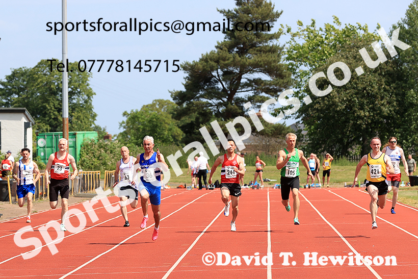 100 metres, 2025 NEMAA Track and Field, Monkton. Photo: David T. Hewitson/Sports for All Pics